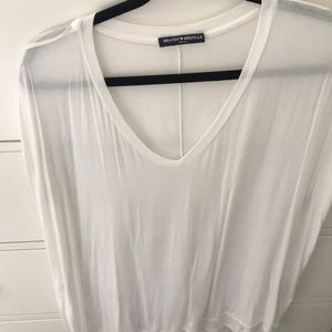 Brandy Melville white tshirt